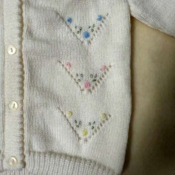 Vintage 90s Knit Cardigan Sweater Girls 3-6M White Pastel Floral Embroidered - Picture 4 of 7